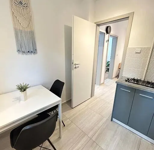 Charming Treasure - Centre