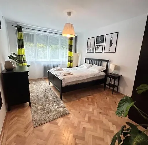 Charming Treasure - Centre *